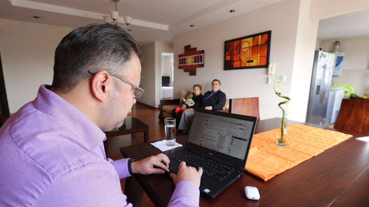 El teletrabajo en el sector público no afectará la atención a la ciudadanía.