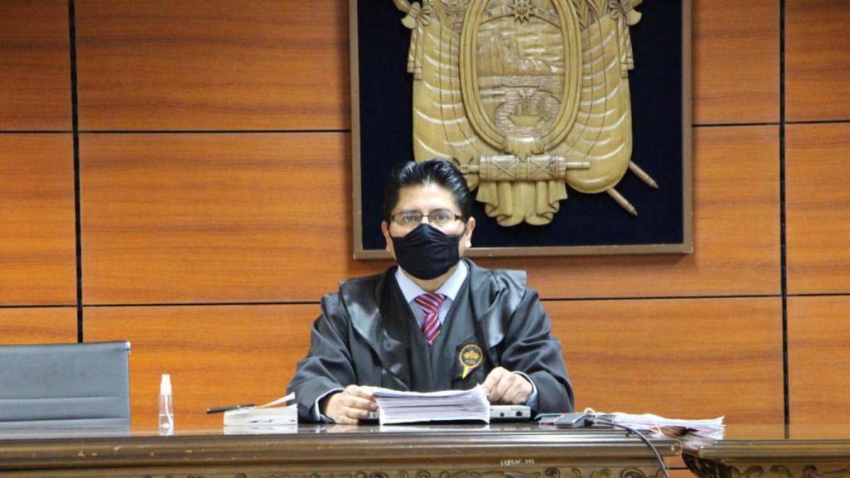 Vinculación. En la Corte Nacional se realizó la audiencia de vinculación de dos sospechosos del caso de concusión que investiga a Karina Arteaga.