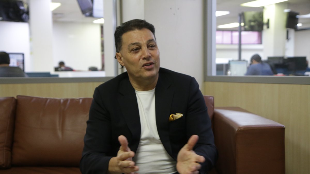 El Beto busca bajar el déficit económico que tiene actualmente Barcelona.