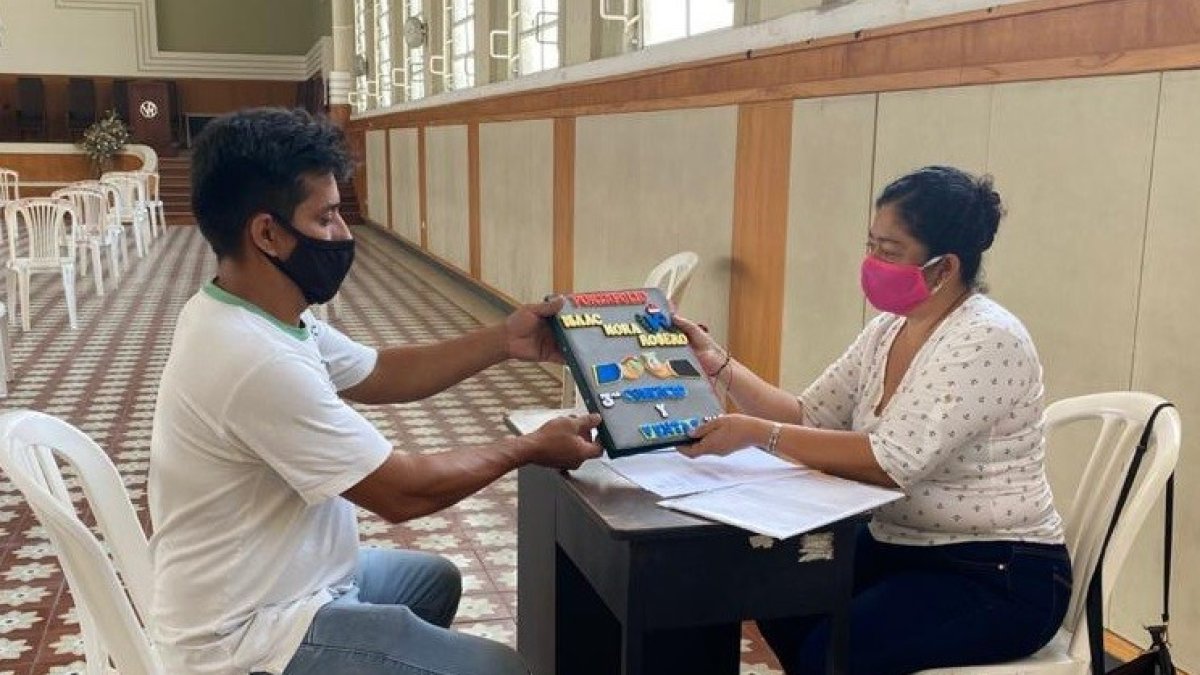 Los portafolios forma parte de la nota de los futuros bachilleres.