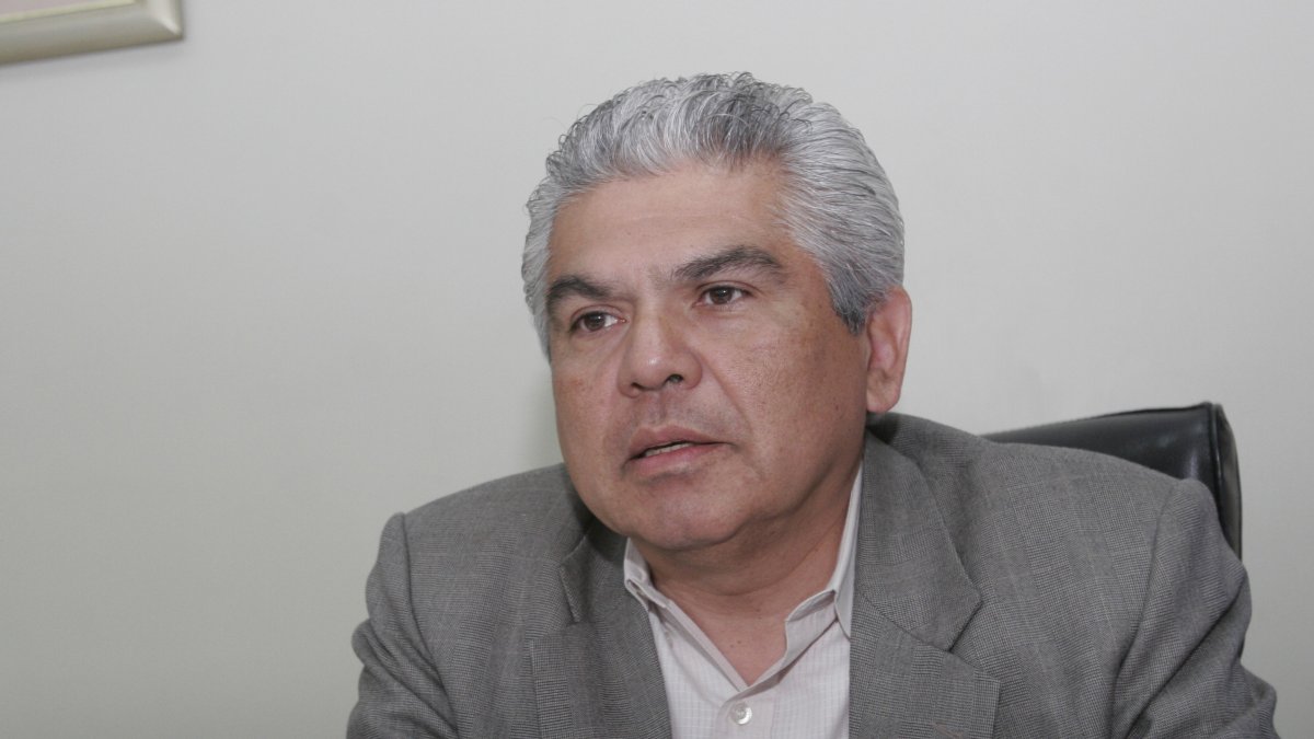 Roberto Briones Jiménez, catedrático y experto en educación.