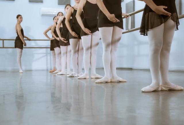 Qué beneficios tiene practicar ballet en la infancia?
