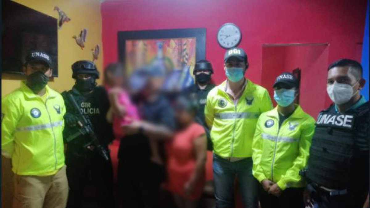 Hecho. La policía realizó elr escate