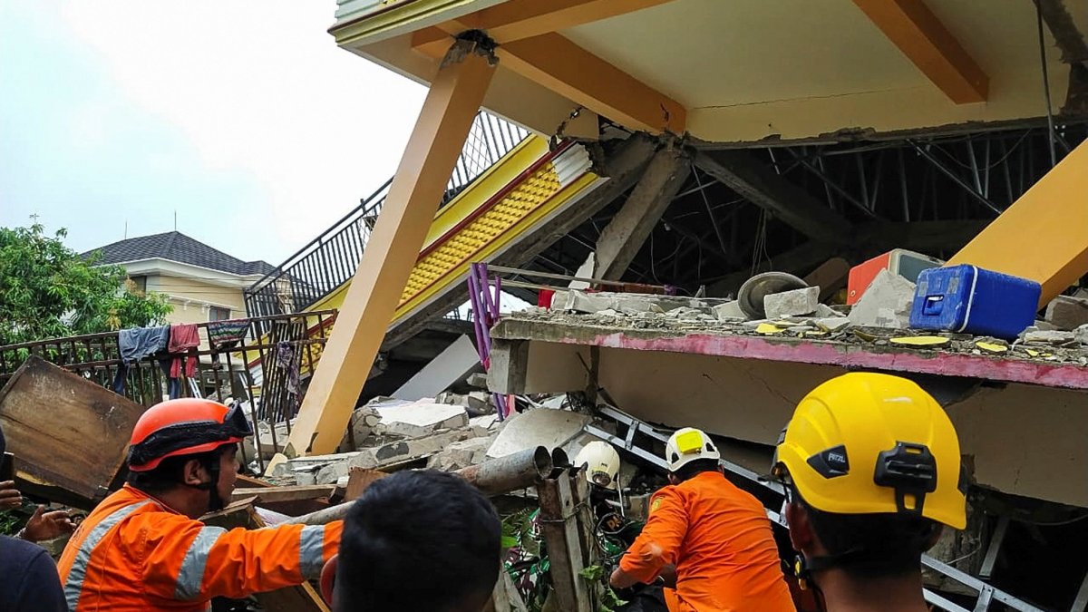 Una foto distribuida por la Agencia Nacional de Búsqueda y Rescate de Indonesia (BASARNAS).
