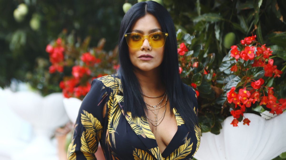 Dora West para el lente de EXPRESIONES.