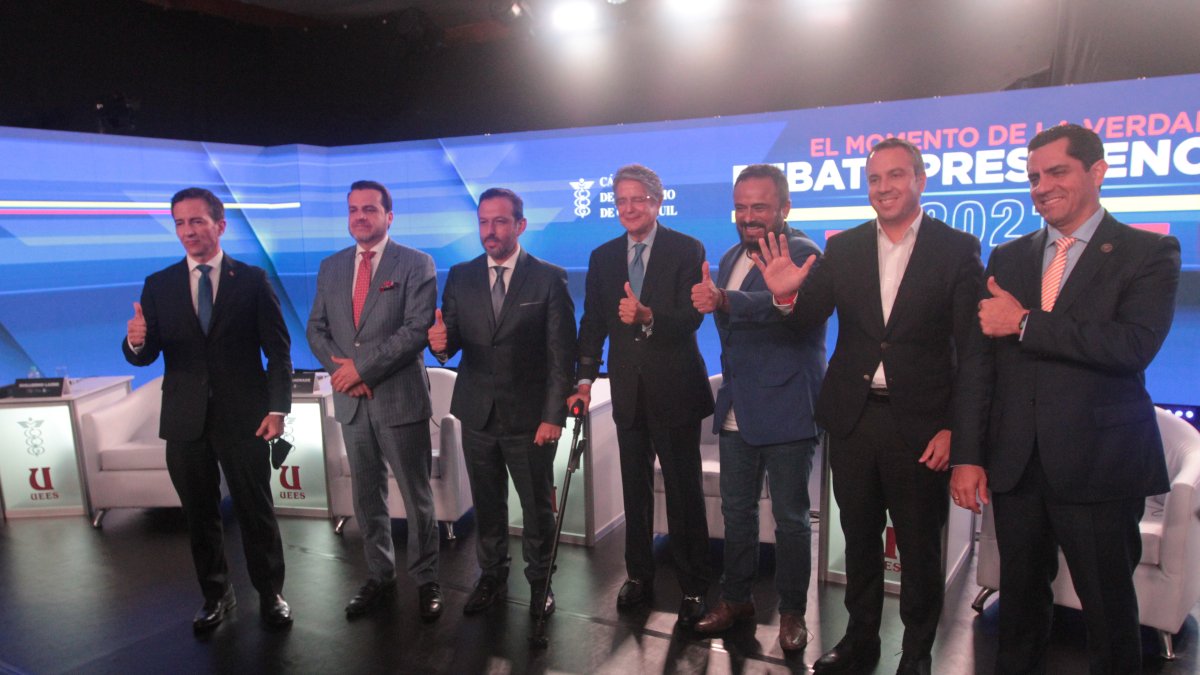 El segundo debate presidencial arrancó ayer en Guayaquil.