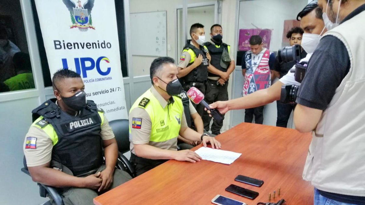 El coronel Richard Fernando Vaca explica el operativo que se realizó tras las denuncias de una pareja víctima de secuestro express.