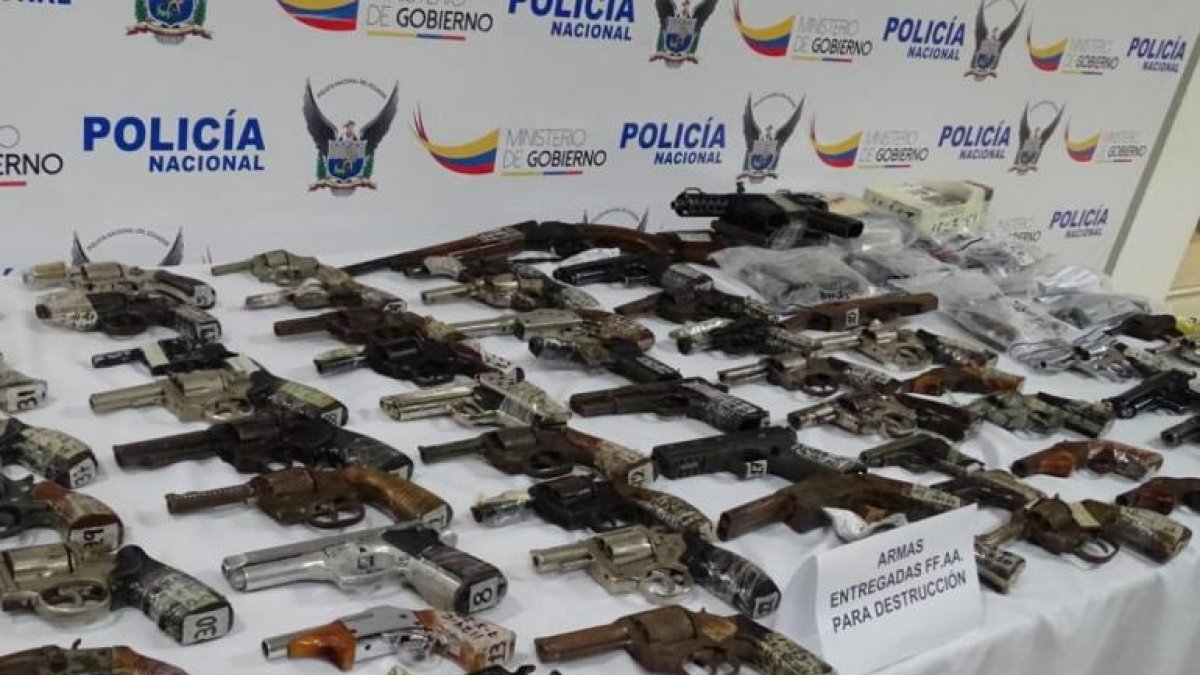 Las armas que se entregarán a las FF. AA. para su destrrucción.
