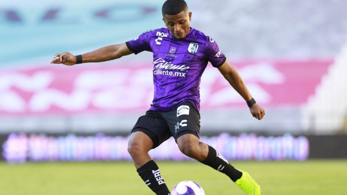 Jonathan Perlaza sería otra de las incorporaciones de Barcelona para esta temporada.