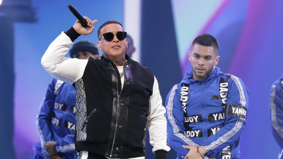 Daddy Yankee en una presentación de su tour 2019.