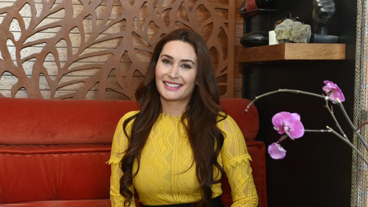 Marjorie Chávez empezó vendiendo libros afuera del Palacio de Justicia.