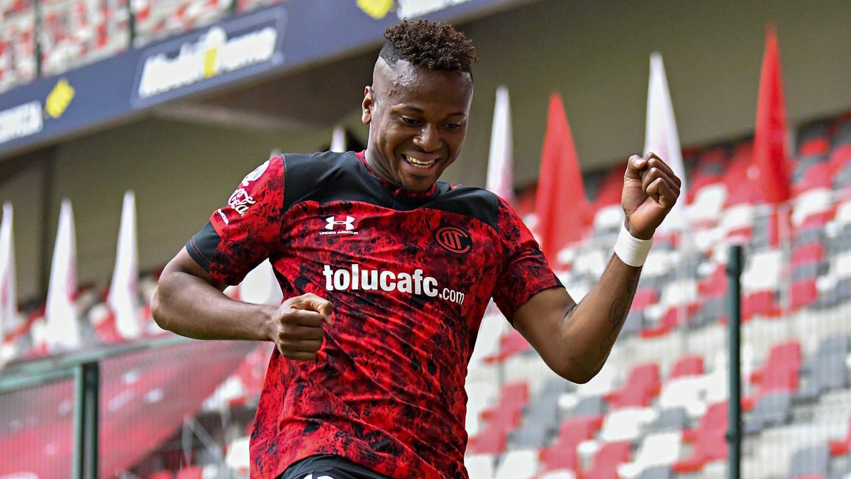Michael Estrada, del Toluca, luchará por hacer suya la Liga MX.