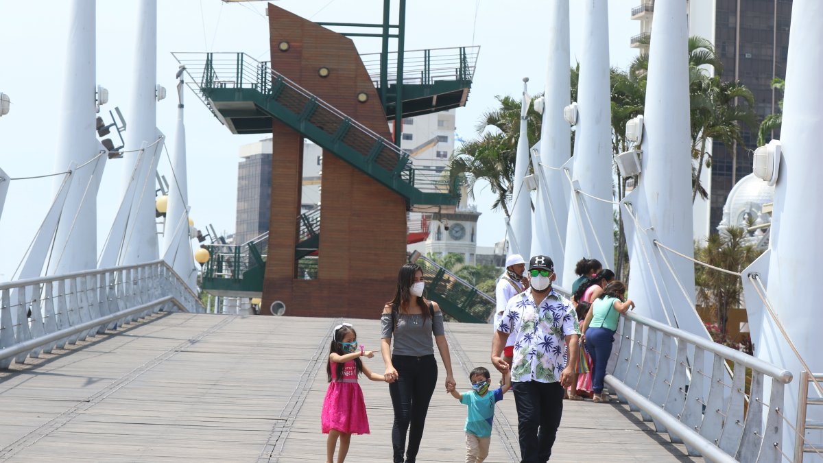 Anuncio. Uno de los sitios que estarán abiertos al público es el malecón Simón Bolívar.