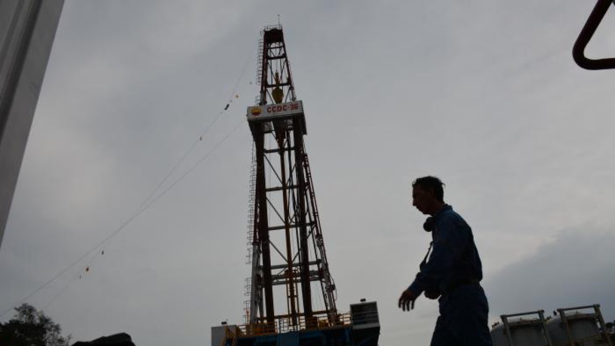 El petróleo ha aportado cerca de $ 3.000 millones al presupuesto del Estado cada año, aproximadamente. Cerca del 3 % del Producto Interno Bruto.