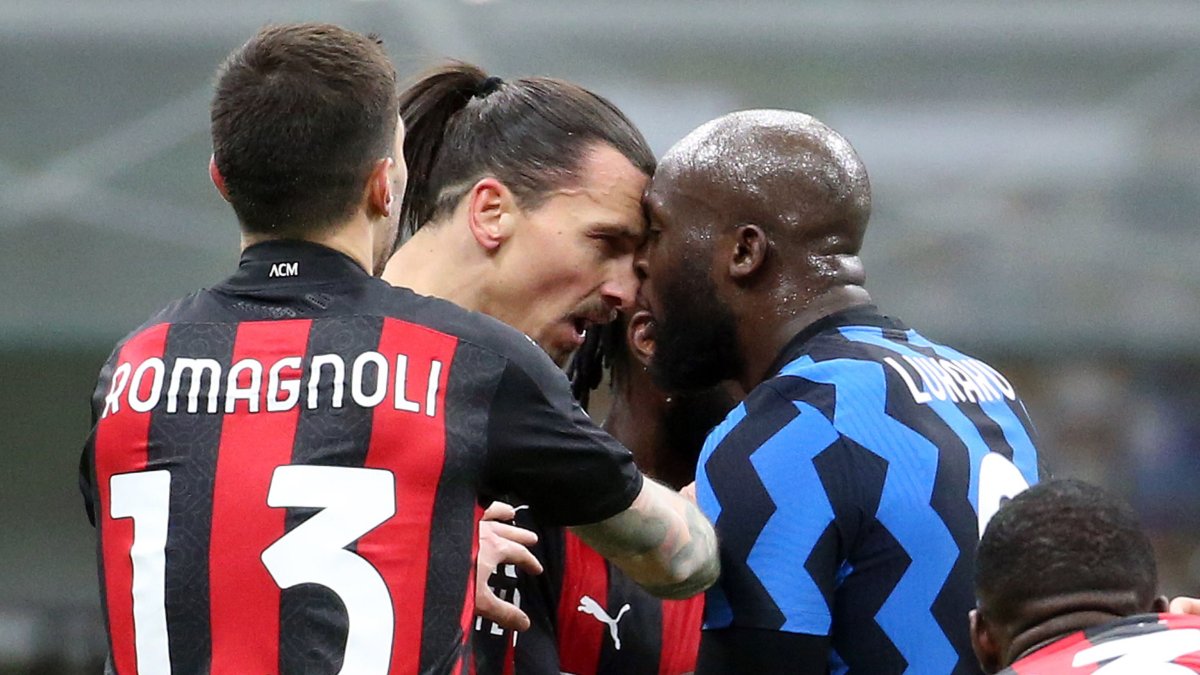 La pelea entre Zlatan Ibrahimovic y Romelu Lukaku (d) es tendencia en las redes.