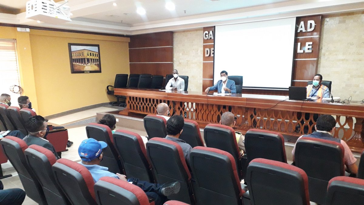 Hecho. La Unidad de Prevención de Riesgos dispuso la reapertura de las instituciones.