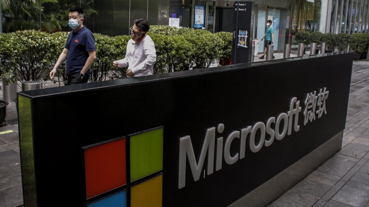 Microsoft señaló que esta idea es previa a las salvaguardas y revisiones que implementan para que el desarrollo de la Inteligencia Artificial siga parámetros éticos, como hacen otras grandes empresas tecnológicas.