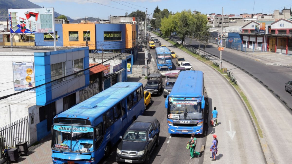 El pasaje subiría en la capital desde marzo.