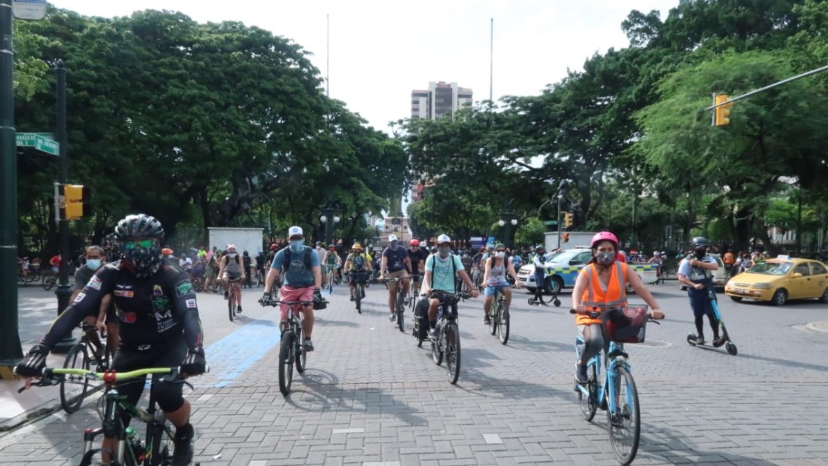 Cita. La actividad iniciará en la plaza del Centenario, en el centro de la ciudad.