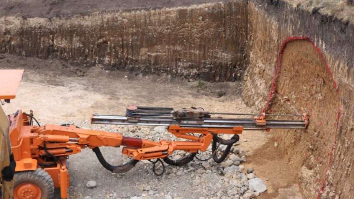 La actividad minera en el proyecto Río Blanco quedó suspendida por orden judicial.