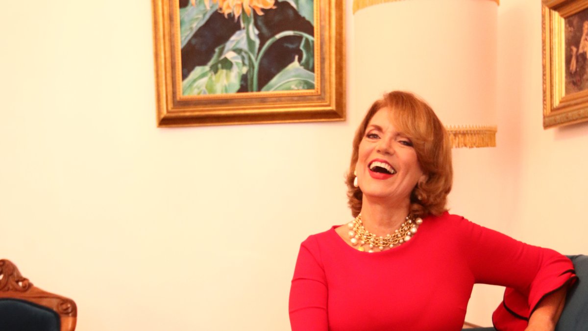 Juanita Vallejo sigue activa e inquieta en el quehacer político y social.