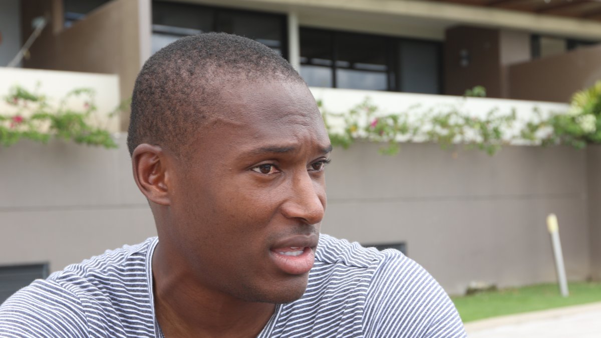 Tito Valencia jugará esta temporada en 9 de Octubre. Tiene contrato con Barcelona.