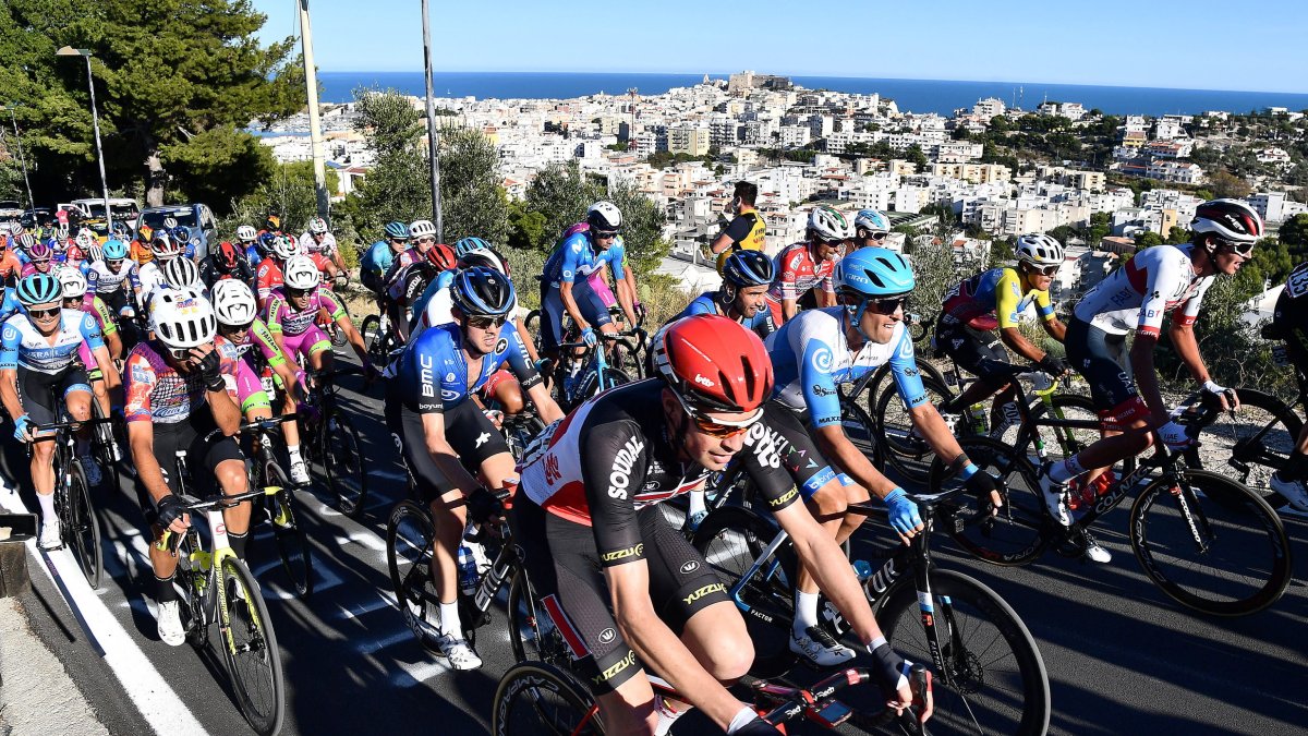 La Vuelta a Madrid regularmente congrega a más de 500 deportistas en la capital de España que este año no estarán.