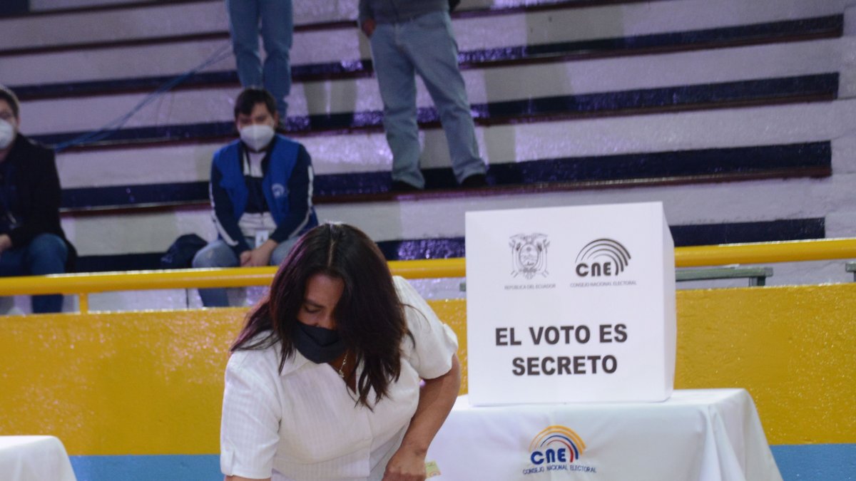 El principal instrumento para votar es tu cédula de ciudadanía. No importa si ya expiró.