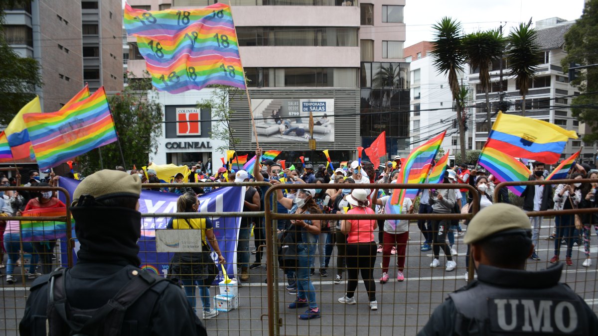Después del mediodía está previsto que la movilización se aproxime a la sede del Consejo Nacional Electoral (CNE).