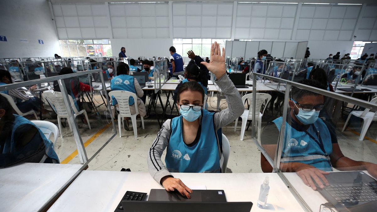 Los únicos requisitos para ejercer el voto en la segunda vuelta serán presentar el documento de identidad, el uso de mascarilla contra el coronavirus y portar un bolígrafo propio.
