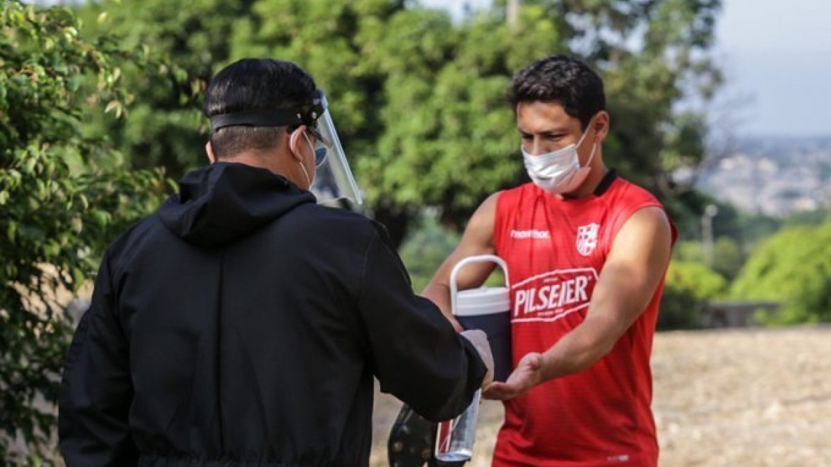 Matías Oyola es un referente en Barcelona.