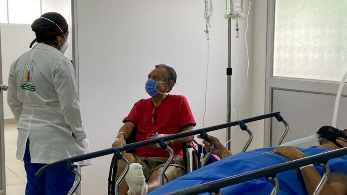 La sección de atención a pacientes de coronavirus en el hospital Teodoro Maldonado Carbo.