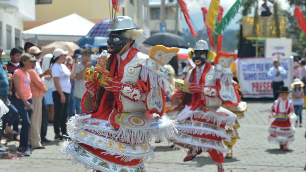 Desfiles. Los personajes tradicionales del carnaval participarán en la agenda que se transmitirá por las redes sociales.