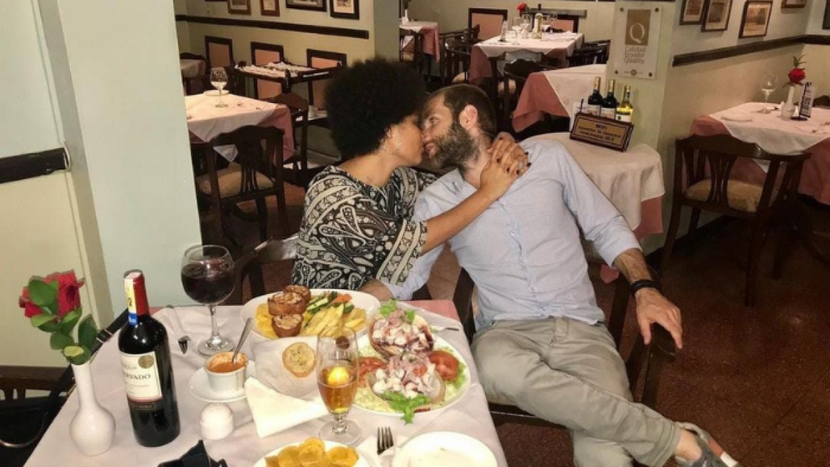 Hay quienes sí han encontrado el amor en pandemia. Vanessa y Yos son una muestra.