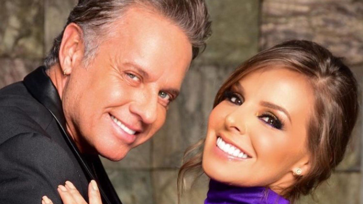 Los actores escogieron el Día del Amor y la Amistad para dar a conocer su decisión.