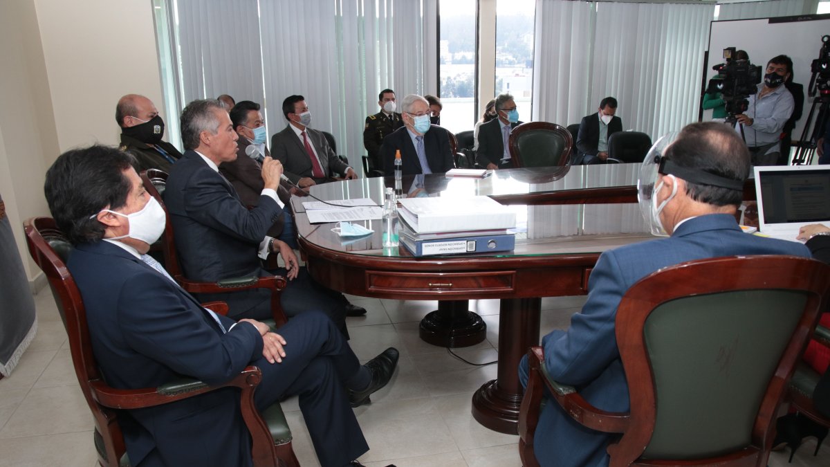 En la última reunión de Isspol y Jorge Chérrez no se logró un acuerdo.