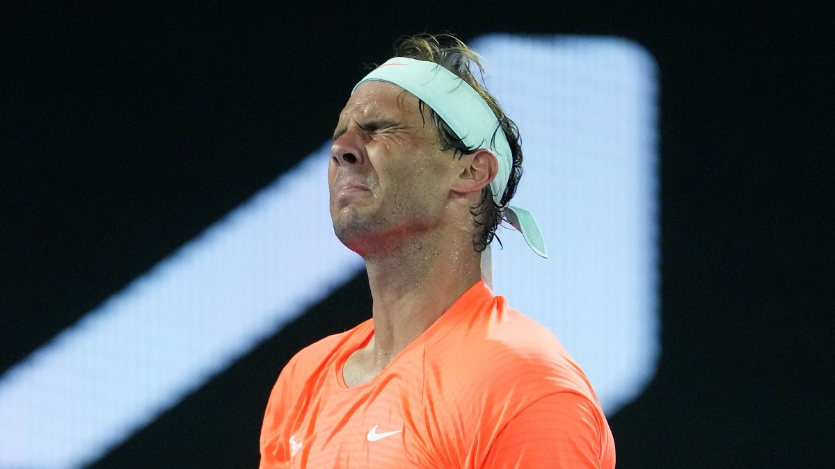 Rafael Nadal se lamenta tras cometer un error no forzado, que al final le pasó factura en el marcador.