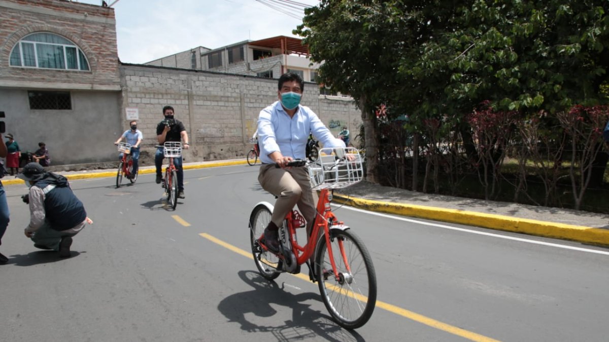 Acto. El alcalde Jorge Yunda estuvo este miércoles en Tumbaco para inaugurar obras.