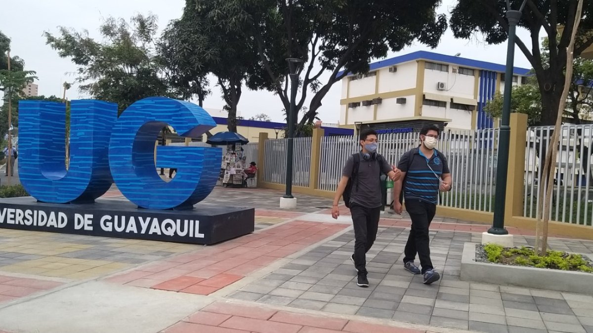 En la Universidad de Guayaquil las actividades académicas se realizan bajo la modalidad virtual.