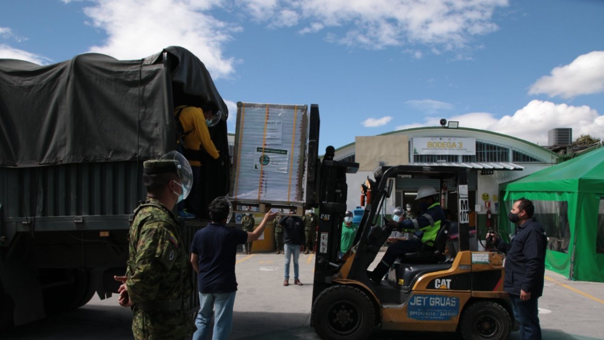 Las papeletas impresas salieron desde las imprentas militares hacia la empresa integradora del paquete electoral y de ahí hacia el exterior.