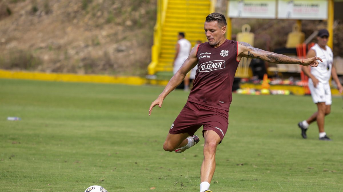 Carlos Garcés, delantero de Barcelona, llegó al cuadro canario luego de brillar en Delfín.