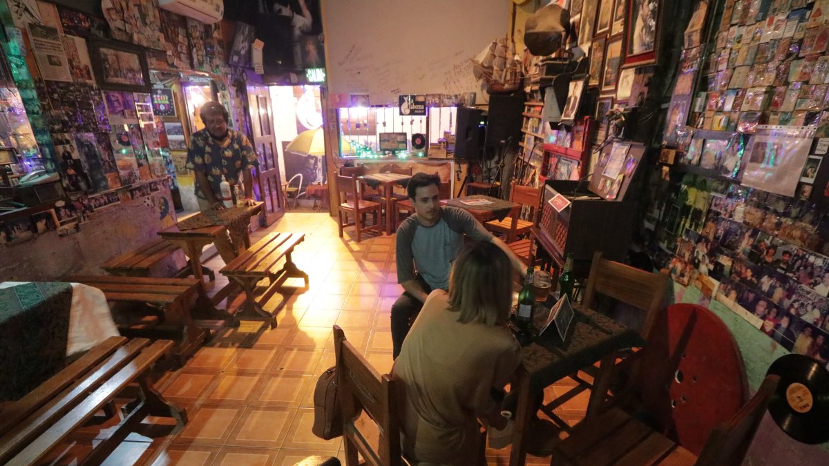 La Taberna es uno de los espacios más conocidos de Las Peñas. Siempre permanecía lleno, con vida. Hoy, la realidad es otra.