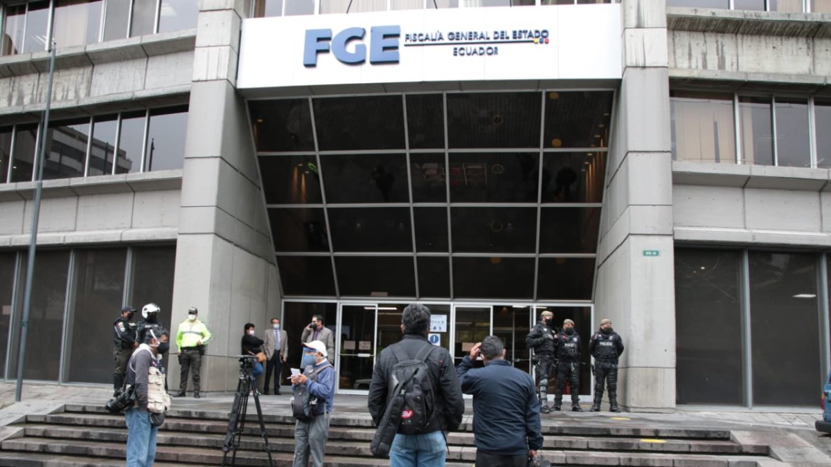 El ministro de Salud, Juan Carlos Zevallos, no llegó a la Fiscalía.