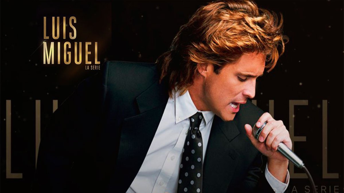 Diego Boneta como Luis Miguel