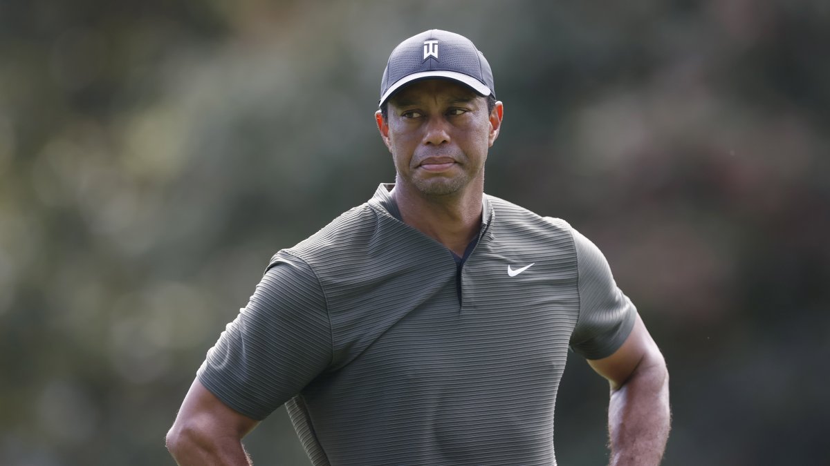 El golfista estadounidense Tiger Woods quiere seguir compitiendo en 2024.
