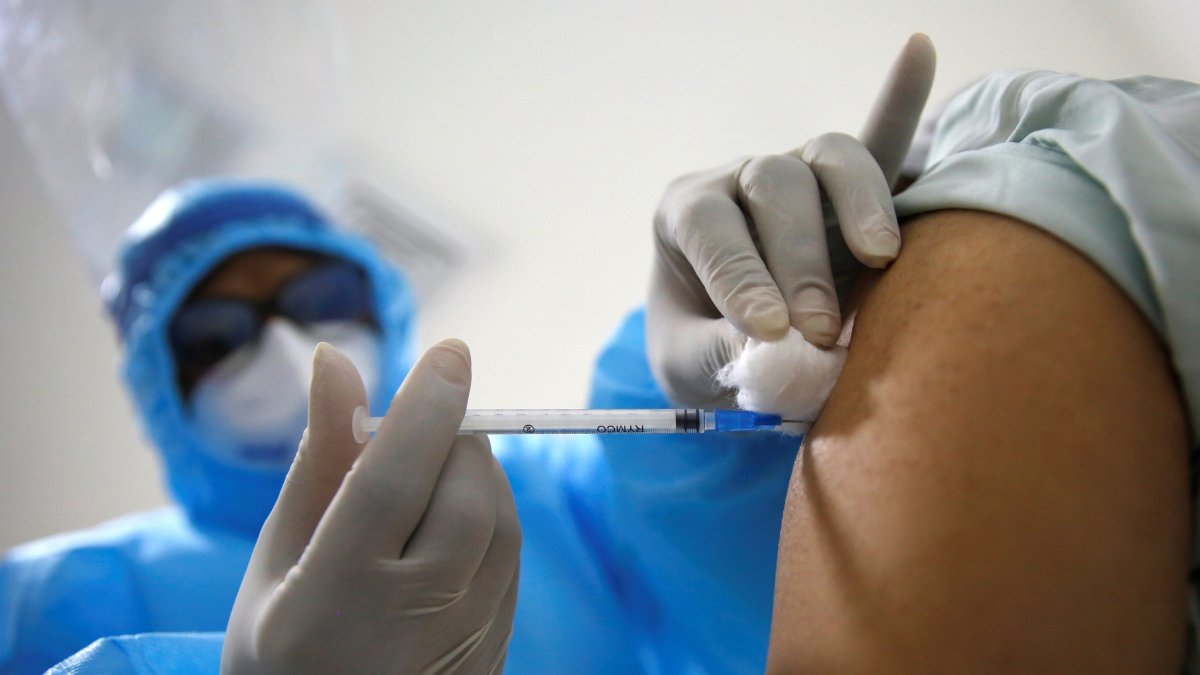 Brasil identifica 204 casos con variantes brasileña y británica de la covid.