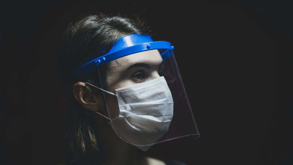 Respecto a la situación en los cantones o municipios, el informe del Ministerio precisa que Quito es la ciudad más afectada con 94.768 casos acumulados,