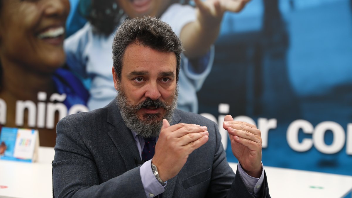 El representante de Unicef en Ecuador, Joaquín González-Alemán, durante una entrevista con Efe hoy en Qui
