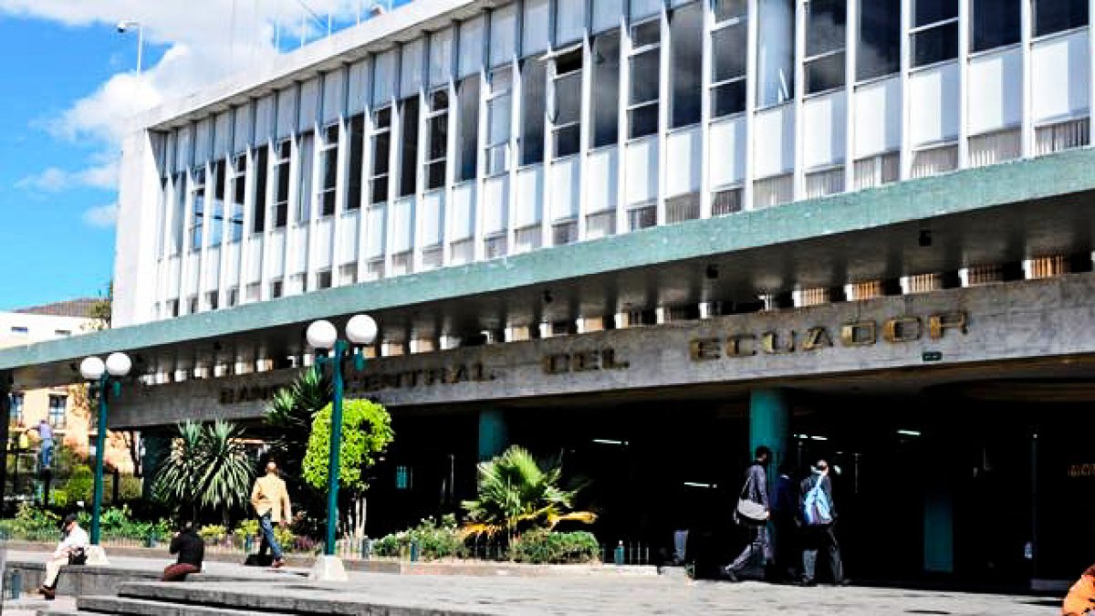 La propuesta legal del Ejecutivo, que busca dar mayor independencia al BCE, fue devuelta este 1 de marzo de 2021.