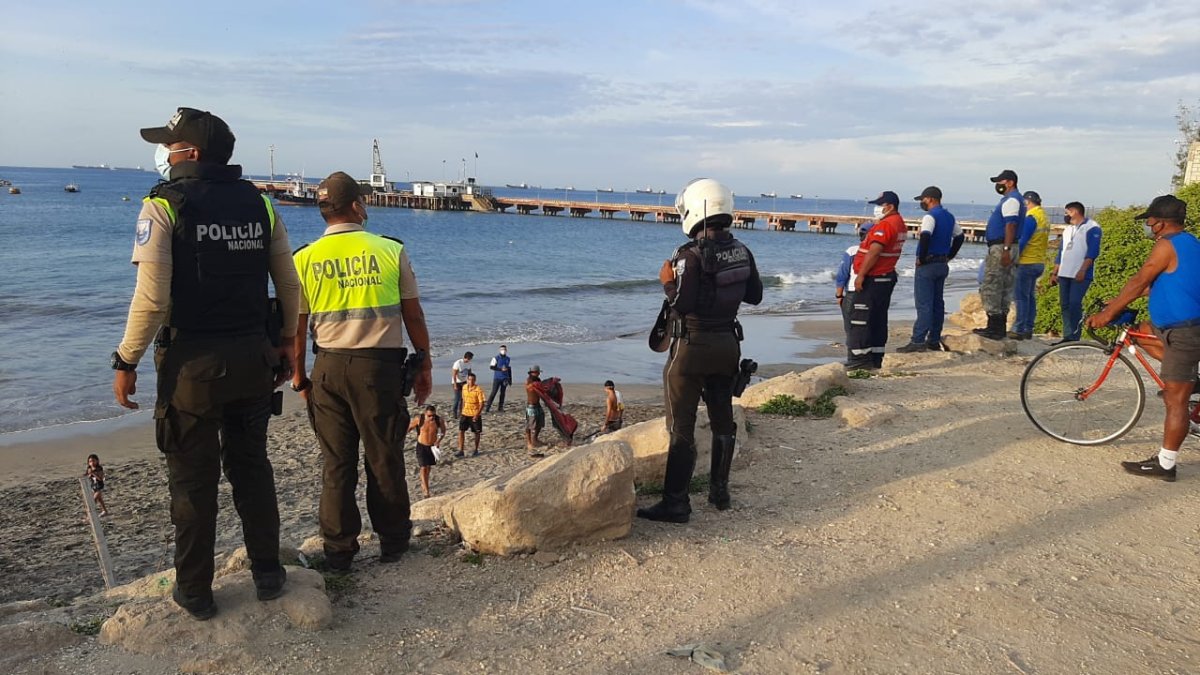 En el Malecón La Libertad se han reportado varios robos. En el lugar duermen chamberos y consumidores de drogas. Ante ello, los controles se han intensificado.